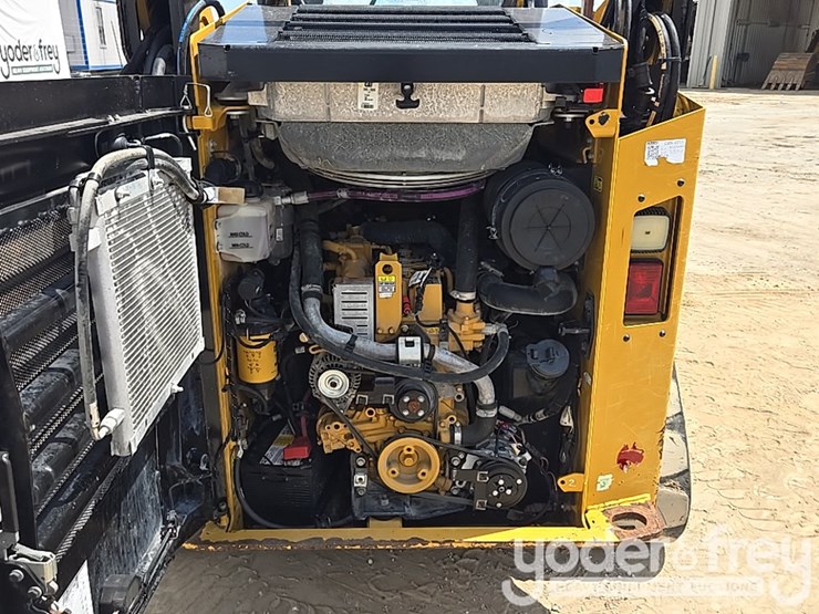 2022-caterpillar-259d3-image-40