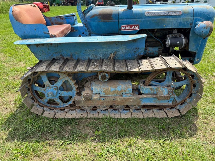 fordson-dexta-image-18
