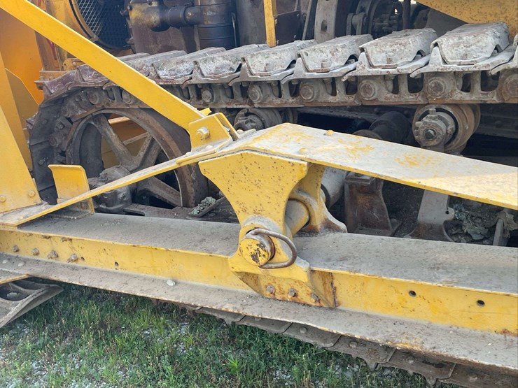 caterpillar-sixty-image-76