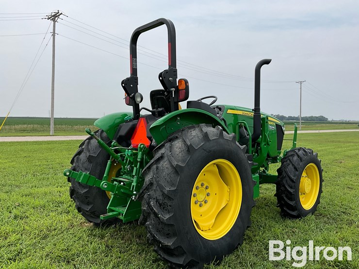 2023-john-deere-5067e-image-5