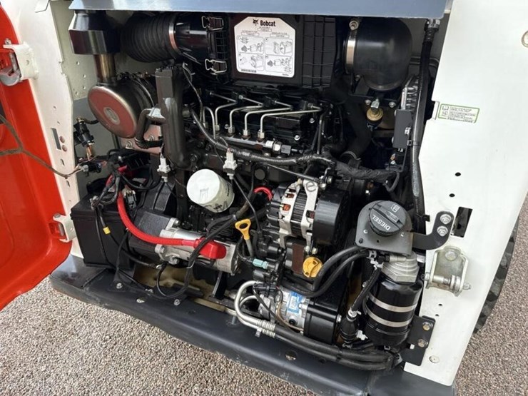 2018-bobcat-s590-image-9