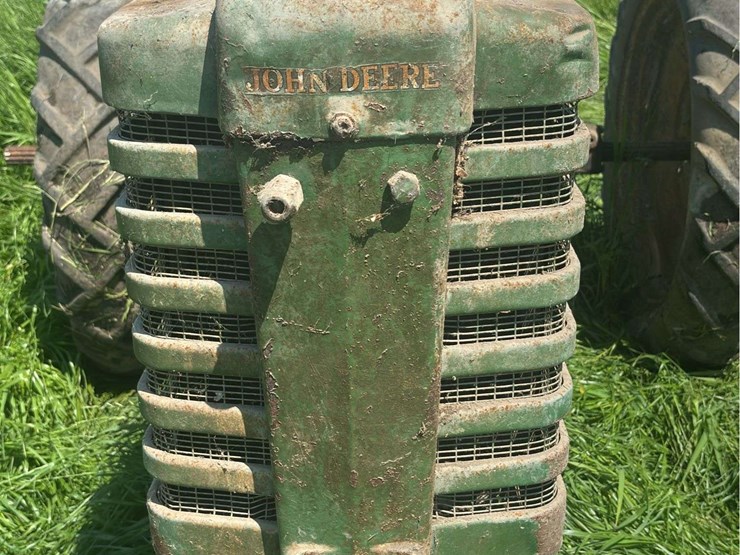 john-deere-h-image-8