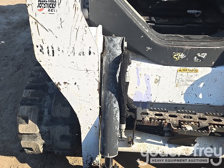 2019-bobcat-t590-image-32