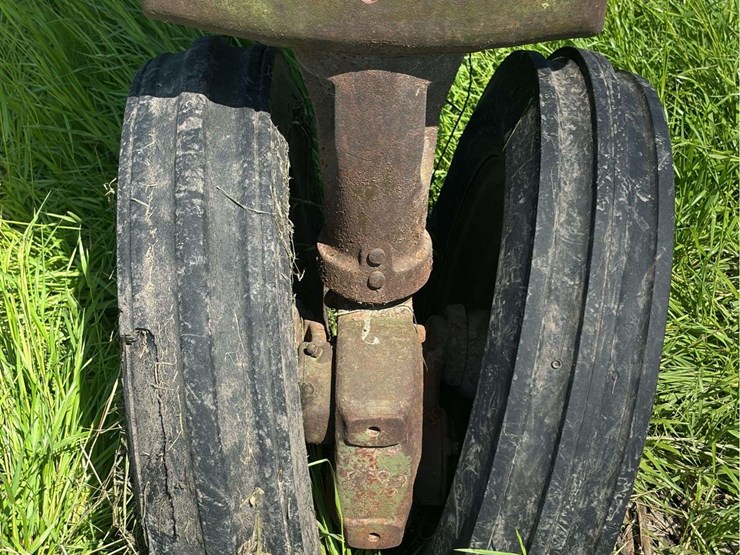 john-deere-730-image-13