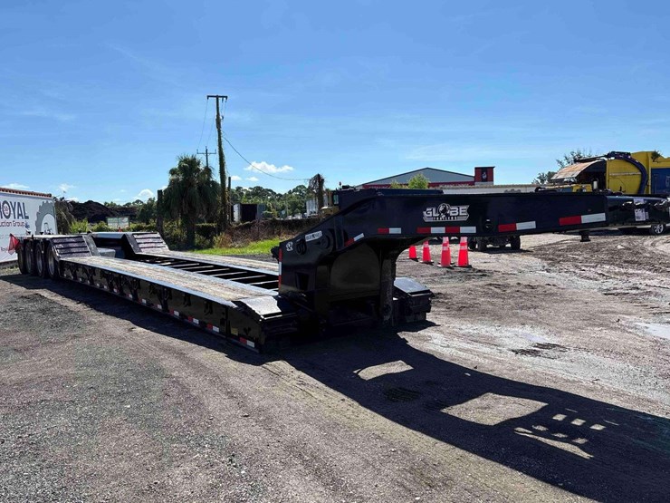 2022-globe-lowboy-image-2