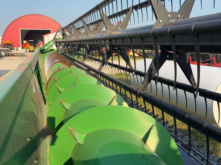 2010-john-deere-635f-image-18