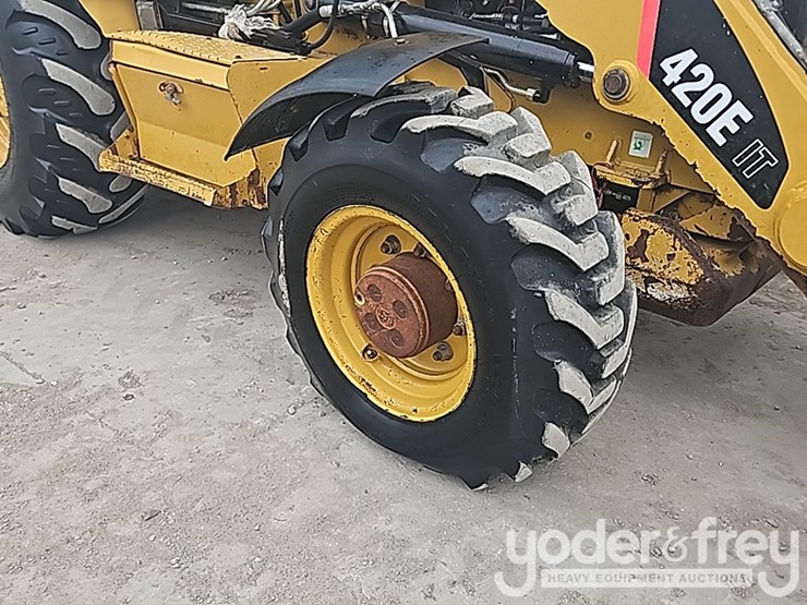 2011-caterpillar-420e-image-13
