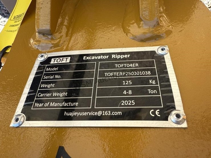 2025-caterpillar-306-image-5