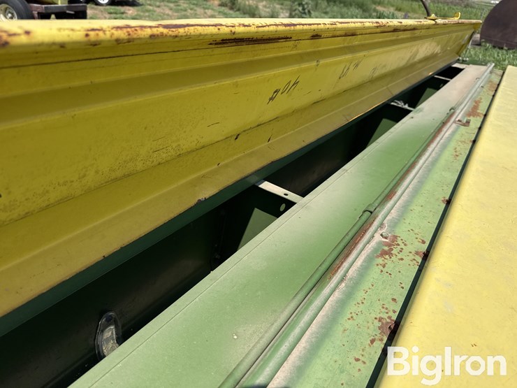 john-deere-8300-image-17