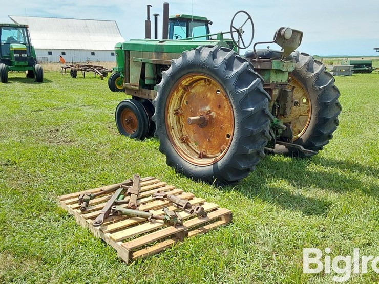 1958-john-deere-620-image-7