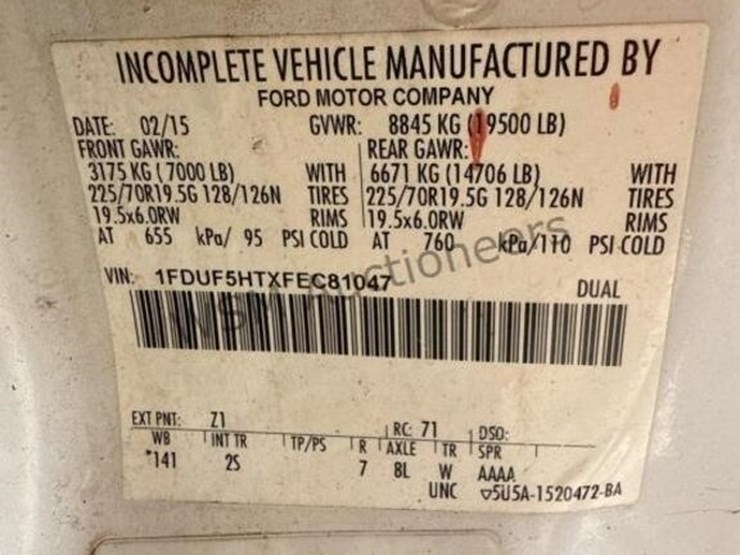 2015-ford-f550-image-24