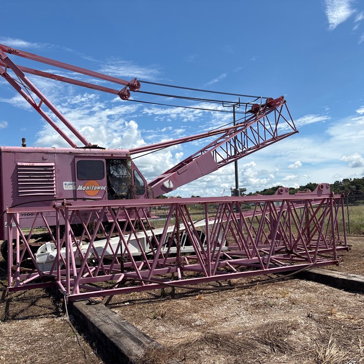 #16 • MANITWOC 3900W CRAWLER CRANE