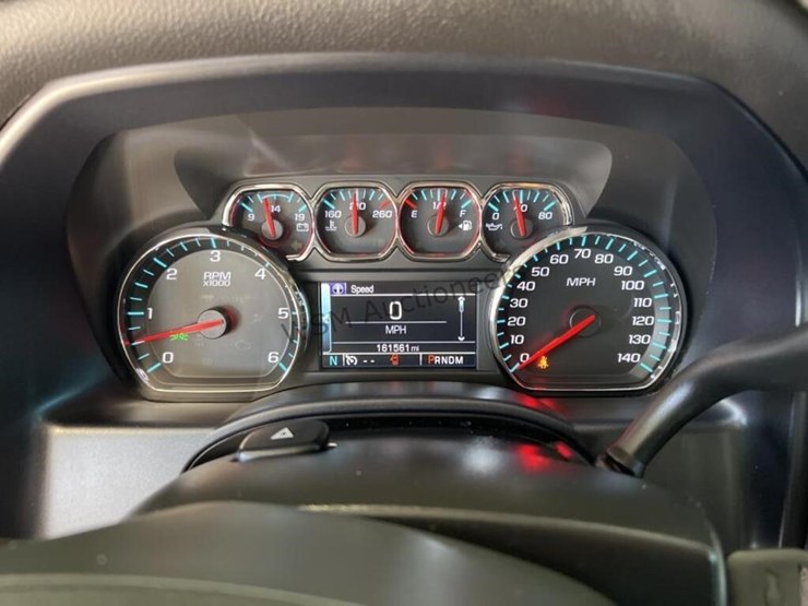 2015-chevrolet-silverado-1500-image-16