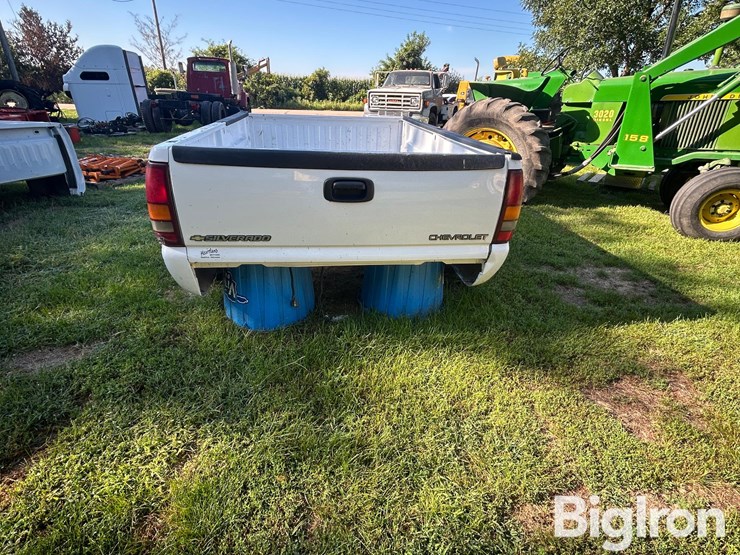 chevrolet-pickup-box-image-6