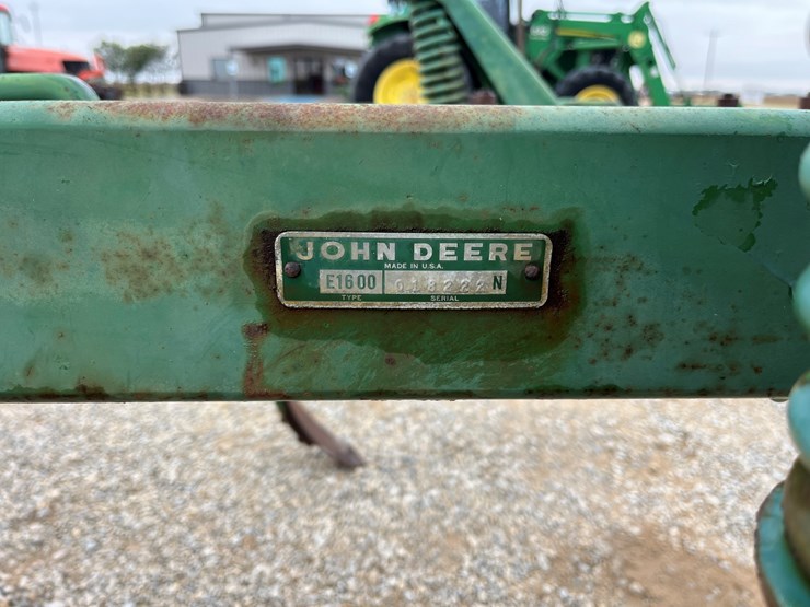 john-deere-1600-image-7