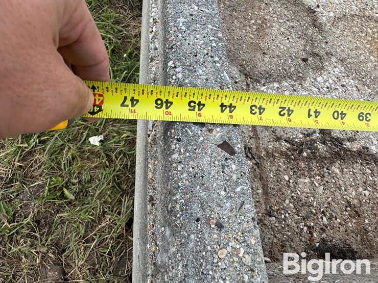 concrete-h-feed-bunks-image-10