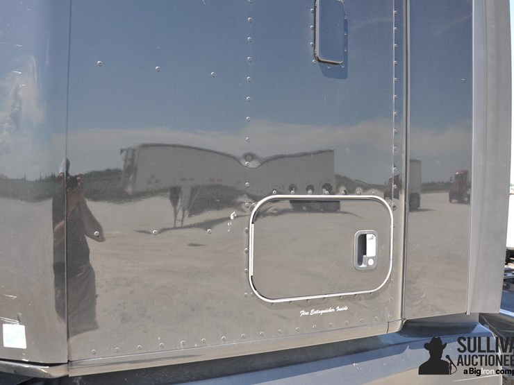 2019-kenworth-t680-image-19