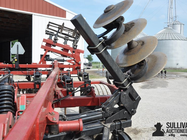 2015-case-ih-2015-image-17