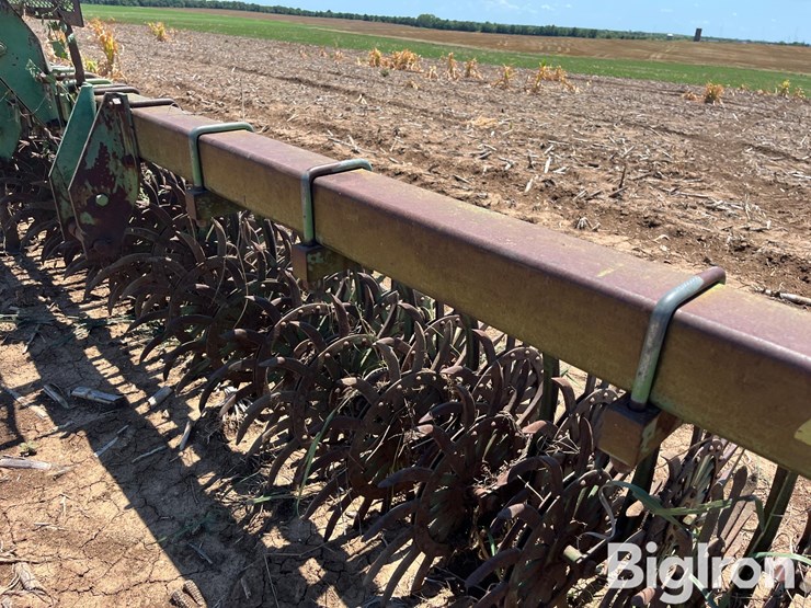 john-deere-rotary-hoe-image-12