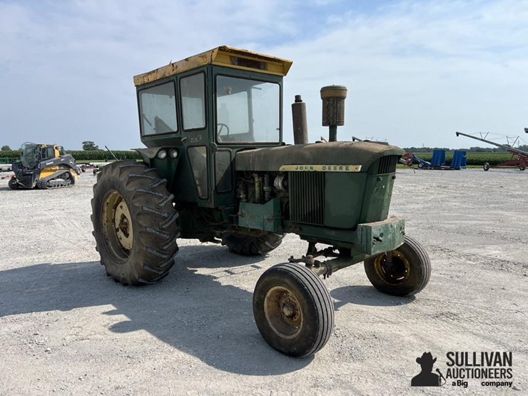 john-deere-4010-image-3