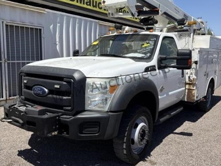 2015-ford-f550-image-2