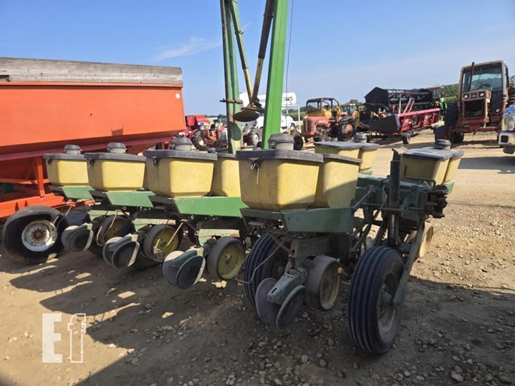 john-deere-7000-image-5