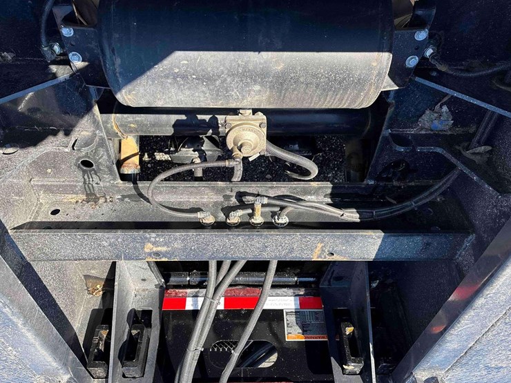 2022-globe-lowboy-image-18