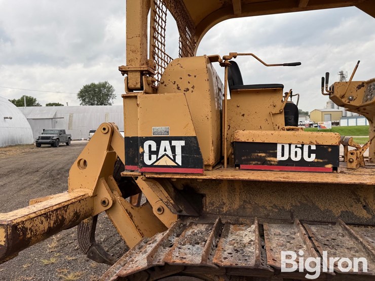 caterpillar-d6c-image-13