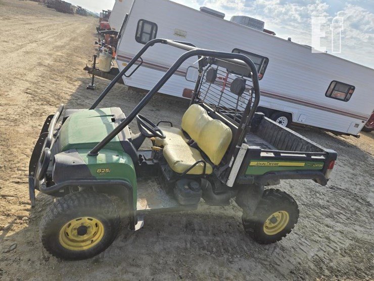 john-deere-gator-xuv-825i-image-16