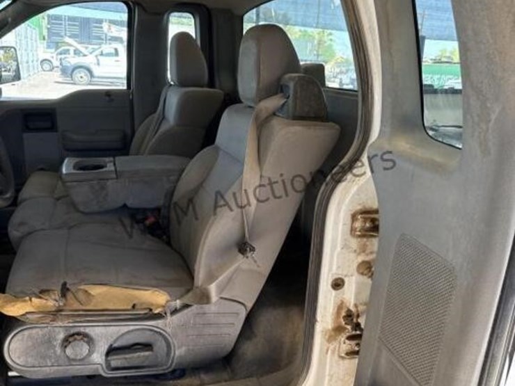 2005-ford-f150-image-25