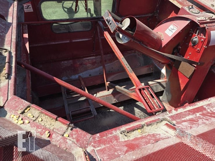 1997-case-ih-2166-image-24