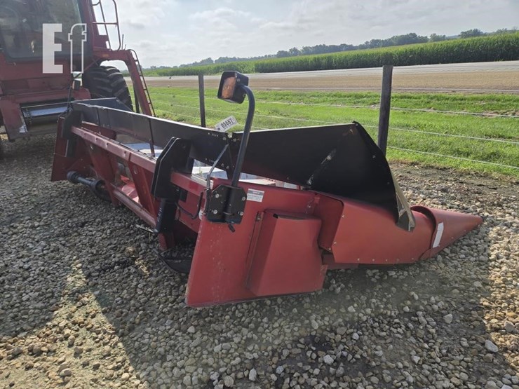 case-ih-1063-image-2