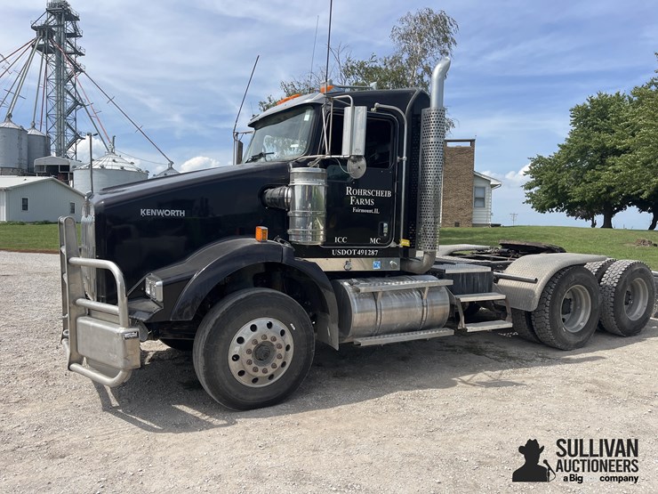 2011-kenworth-t800-image-1