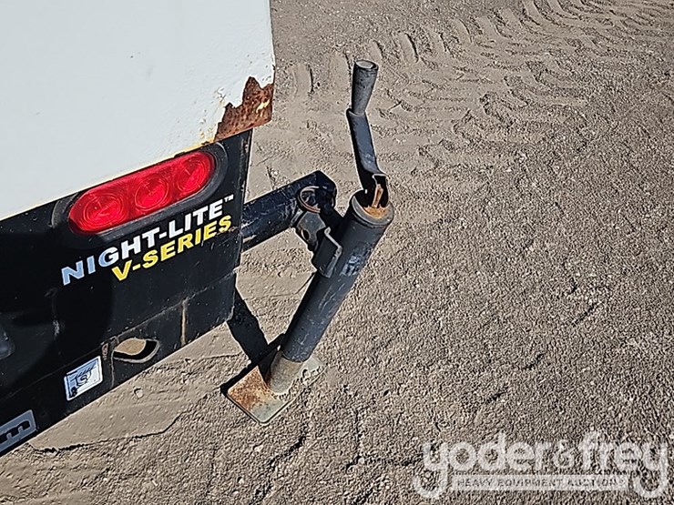 2018-allmand-bros-night-lite-pro-ii-v-image-17