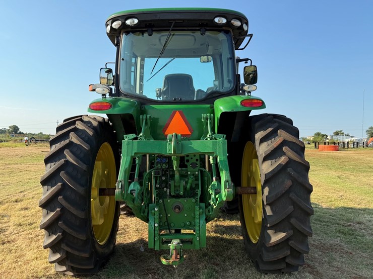 john-deere-7215r-image-14