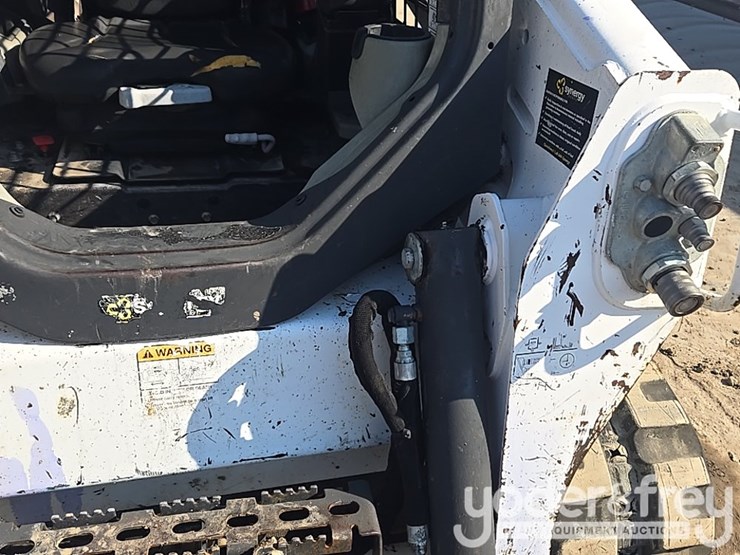 2019-bobcat-t590-image-33