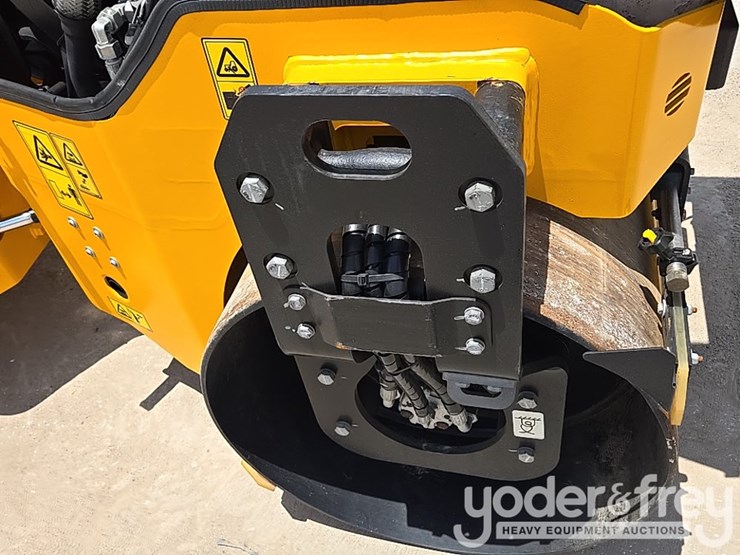 2023-jcb-ct260-120-image-25