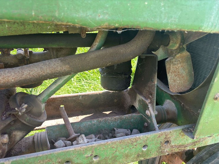 john-deere-h-image-15
