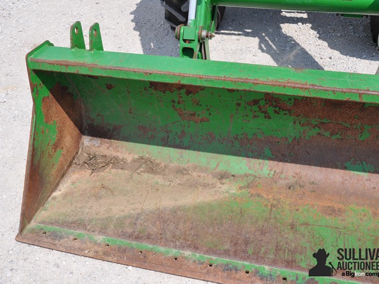 2015-john-deere-6130d-image-9