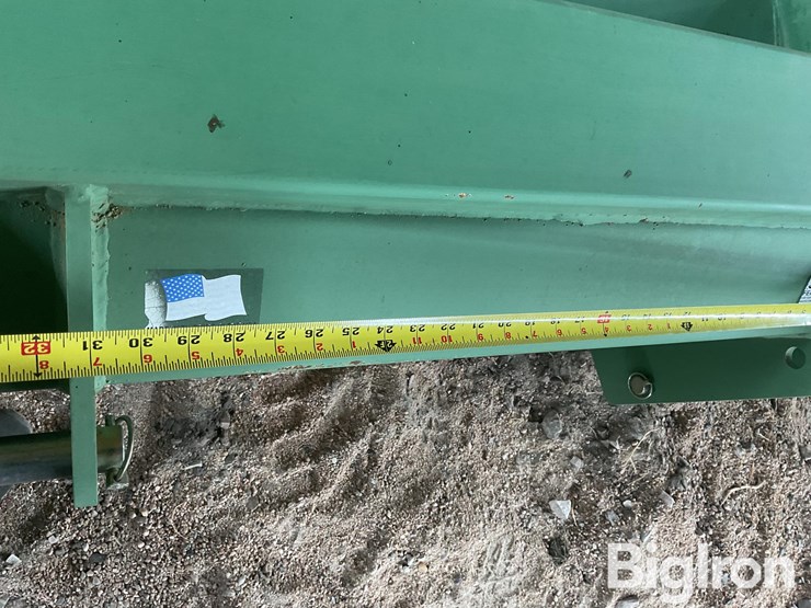 john-deere-148-image-16