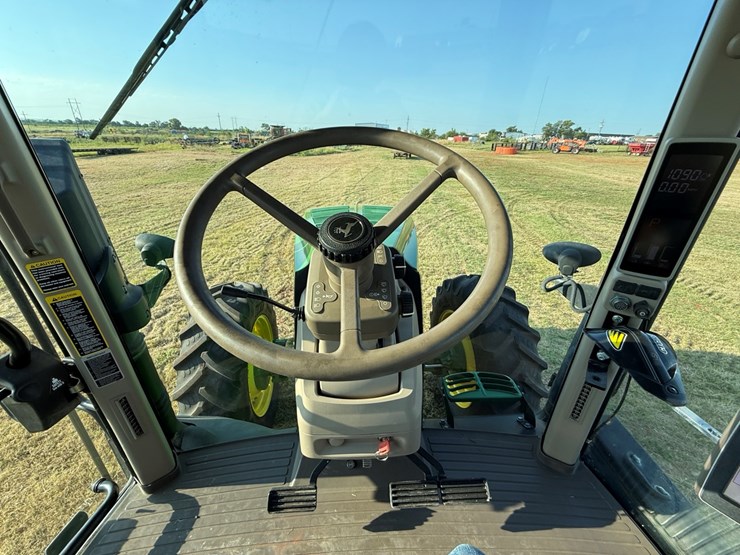 john-deere-7215r-image-20
