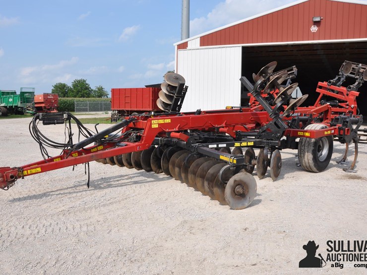 2015-case-ih-2015-image-1