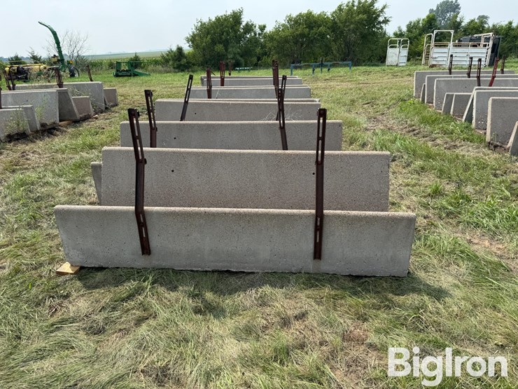 concrete-feed-bunks-image-6