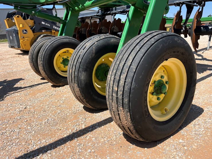 2013-john-deere-670-image-6