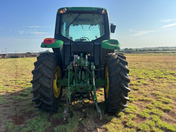 john-deere-6110m-image-4