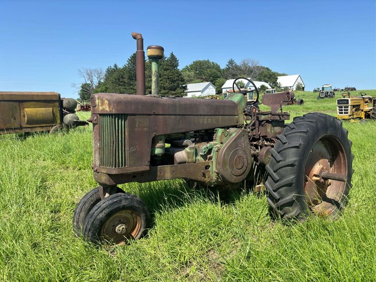 john-deere-730-image-1