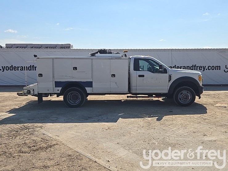 2019-ford-f550-xl-image-6