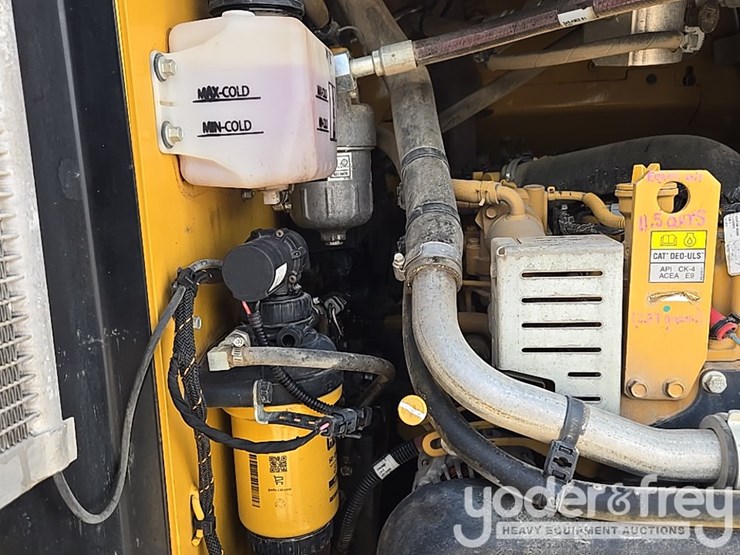 2022-caterpillar-259d3-image-46