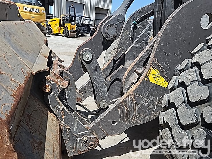2018-volvo-l110h-image-23