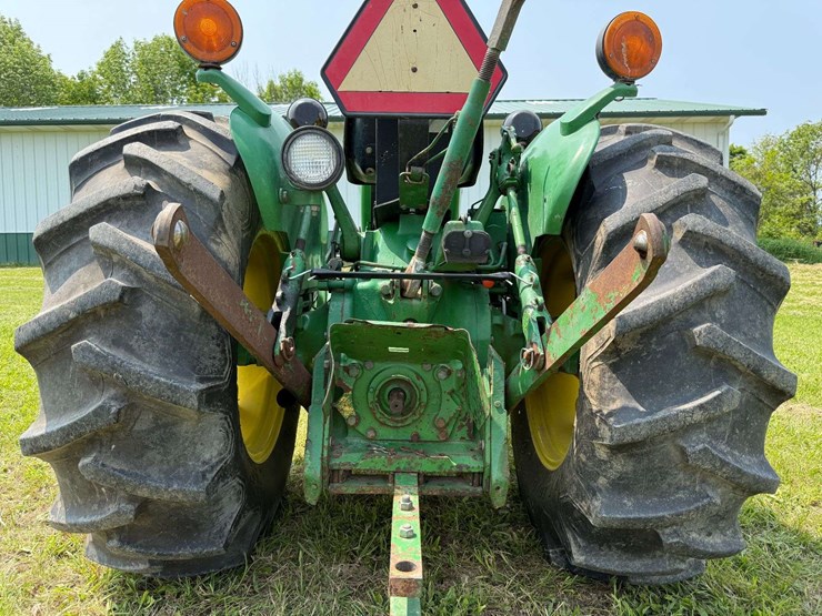 john-deere-2255-image-15
